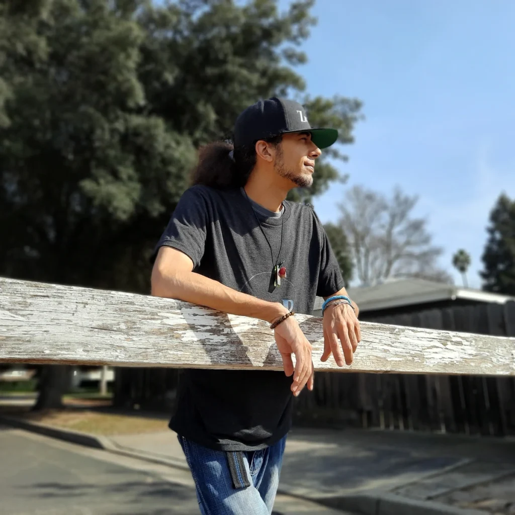 Viridenis Ventus Opens Z8phyR's Octochromatic Project with Melodic Progressive House in Three Cuts